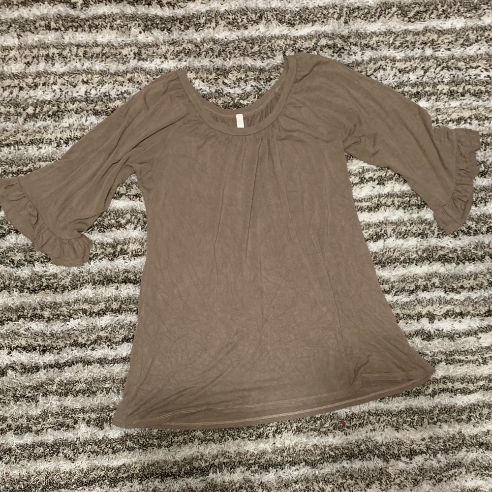 Ruffle Sleeve Top